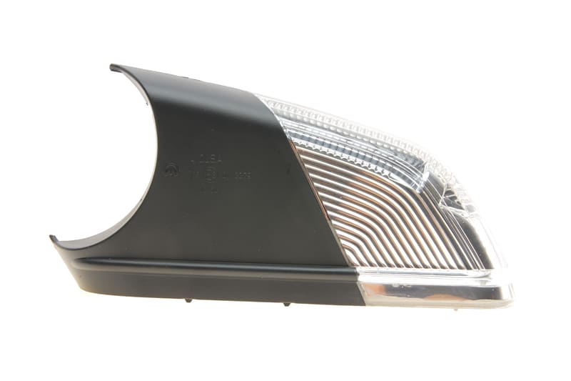 Повторитель поворота на зеркало Skoda Octavia 04-13 (L) AIC