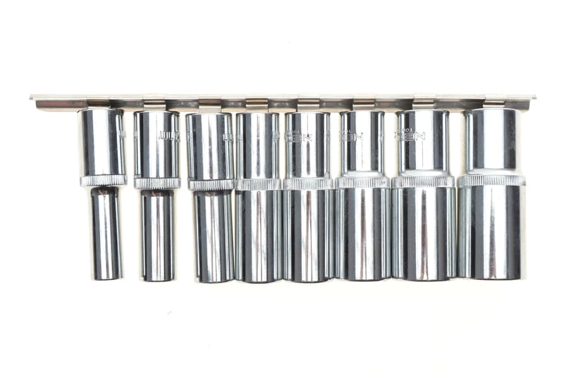 Набір головок SPLINE 1/2" 10-24 мм 8 од. Long 77 мм на планці (мультипрофіль, хромовані) NEO TOOLS