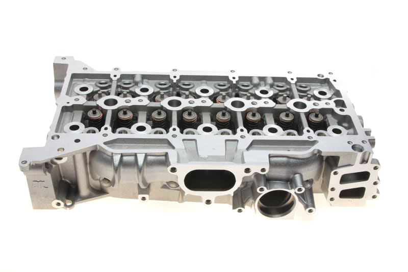 Головка блоку циліндрів (з клапанами) Ford Transit/Mondeo V 2.0 EcoBlue 15- AMC