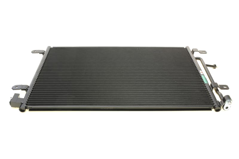 Радиатор кондиционера Audi A4/Seat Exeo 1.6-3.2 02-13 NRF