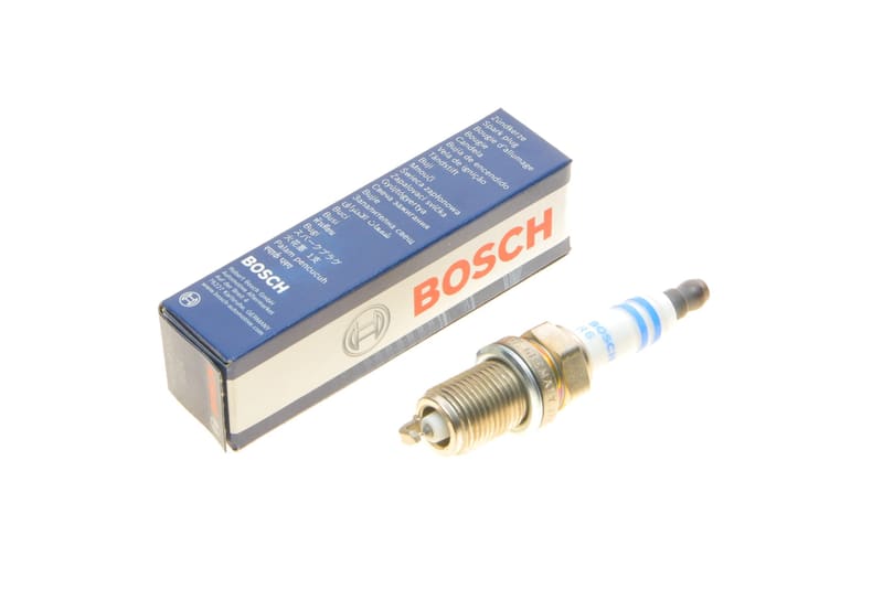 Свічка запалювання Chevrolet Aveo 1.4 03-13/Daewoo Lacetti 1.4/1.6 04- BOSCH