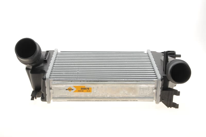 Радіатор інтеркулера Nissan Qashqai/X-Trail/Renault Megane IV/Scenic IV 1.6D 13- NRF