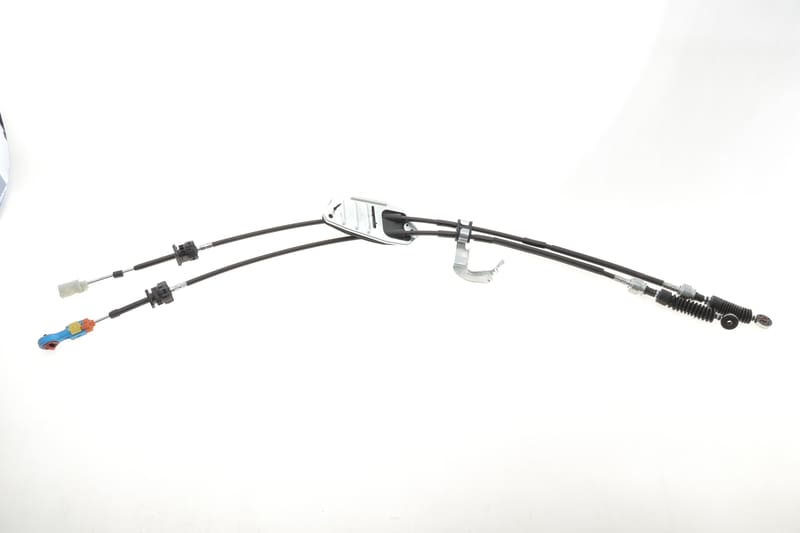 Трос куліси Toyota Auris 07-12/Verso 1.6/1.8 09-18 (6КПП) AIC