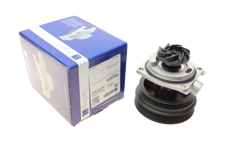 Помпа воды Fiat Doblo/Palio/Stilo/Bravo 1.6 16V 95-11 (R/B) (8 лоп.) BUGATTI