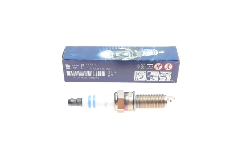 Свічка запалювання Citroen C1/C3/C4/Peugeot 108/2008/301/308/Toyota Aygo 1.0/1.2 12- BOSCH